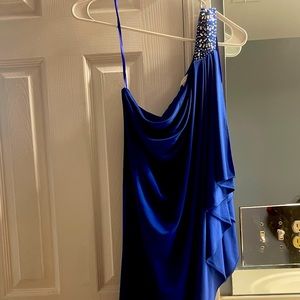 brand Cache , size 6